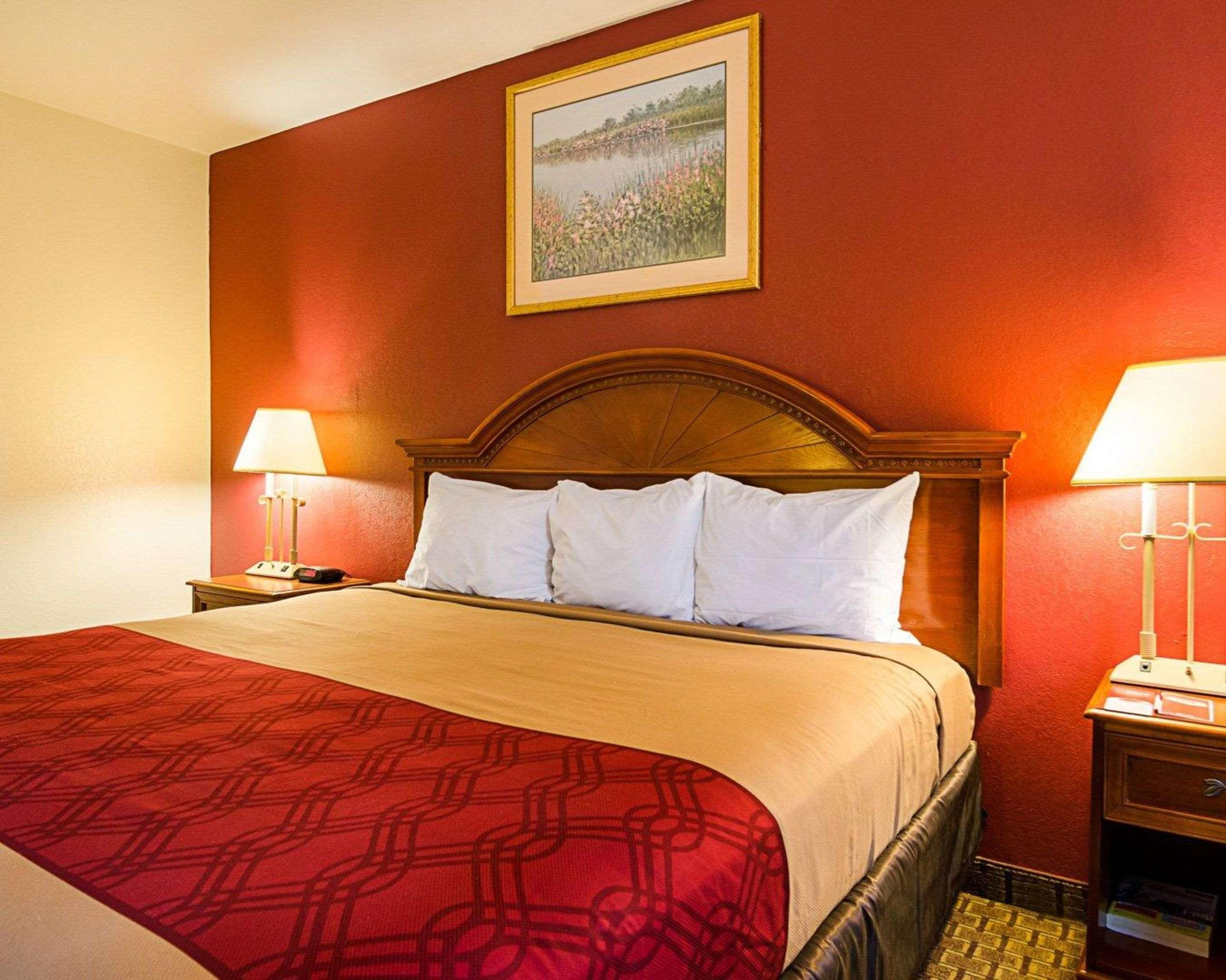 Econo Lodge Richmond Luaran gambar